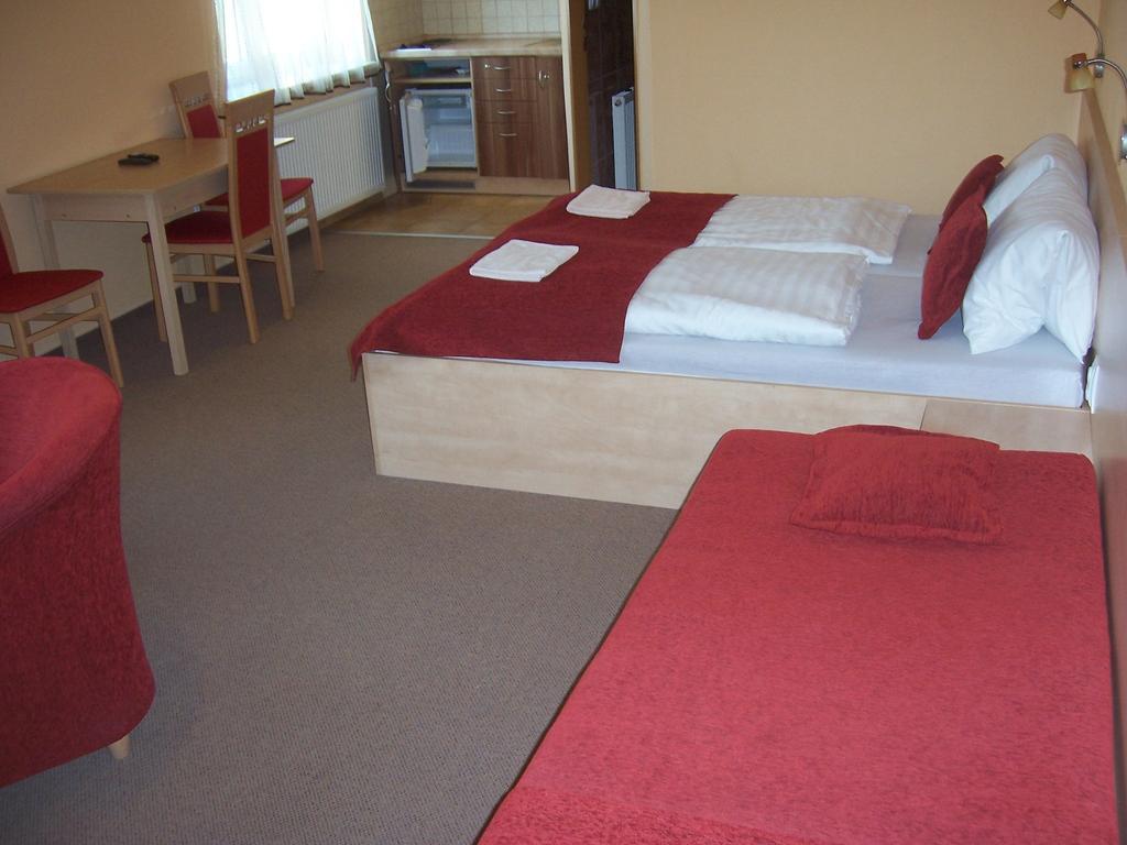 Pension Euro Mikulov Room photo